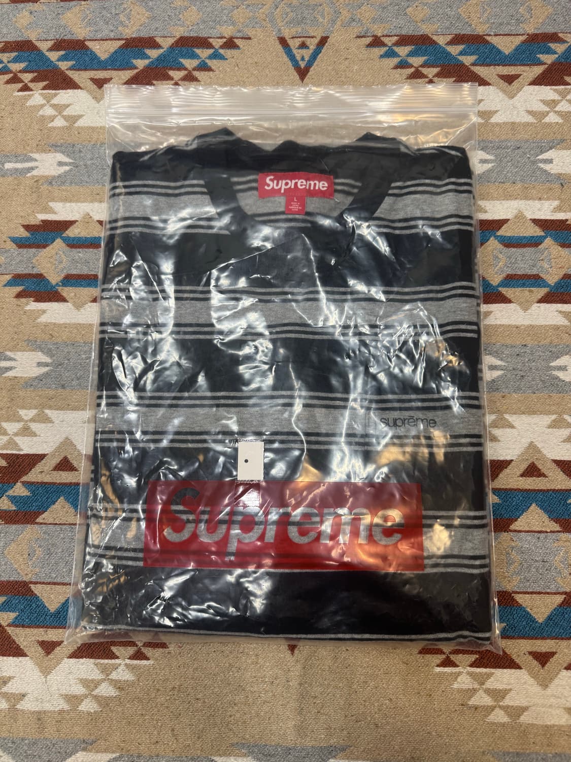 [L] 슈프림 스트라이프 포켓 롱슬리브 탑 블랙 - 25FW 상품이미지7