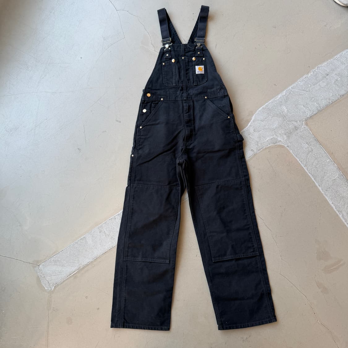 칼하트 덕 캔버스 더블니 오버롤 상품이미지2