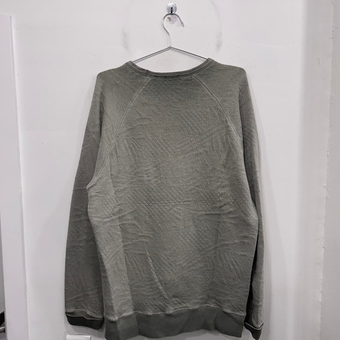 디젤 음각 믹스패턴 라운드 코튼 맨투맨 상품이미지5