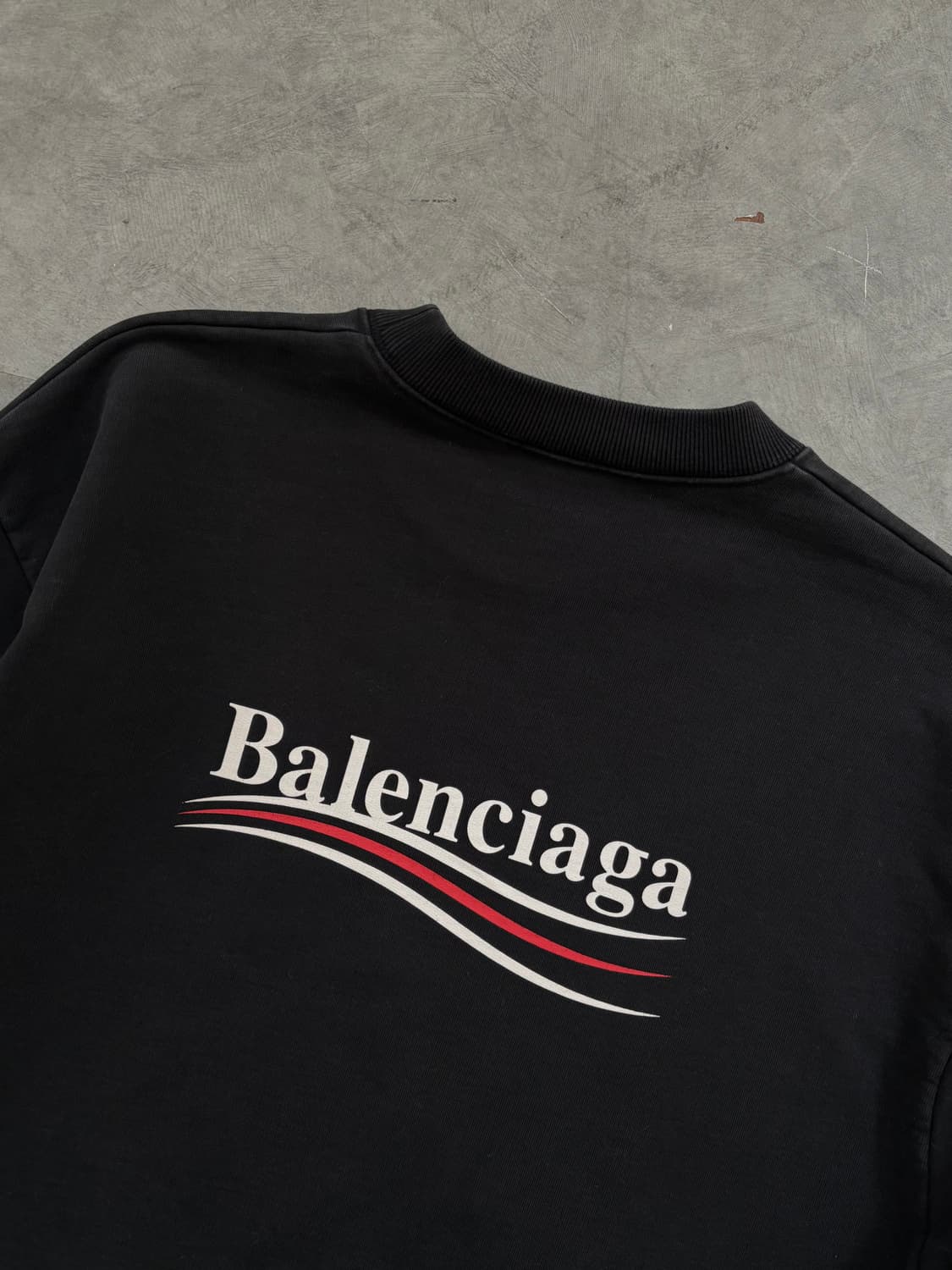 Balenciaga 발렌시아가 블랙 웨이브 로고 맨투맨  상품이미지7