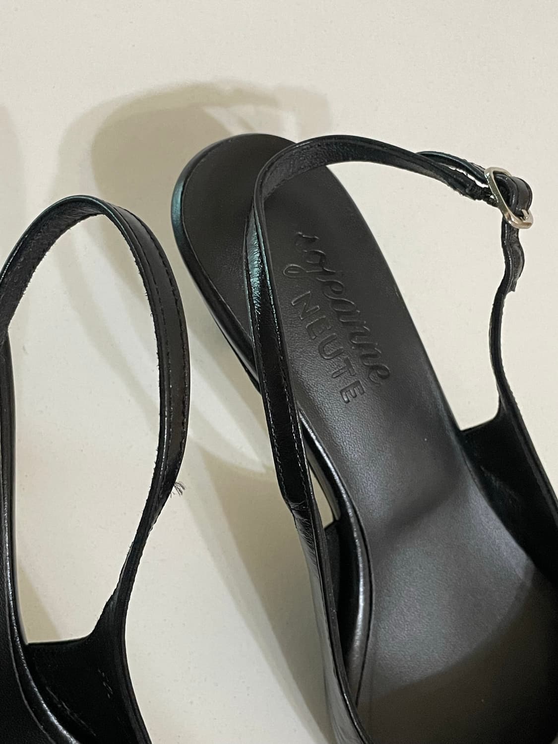 누트 소쟌 슬링백 230 상품이미지5