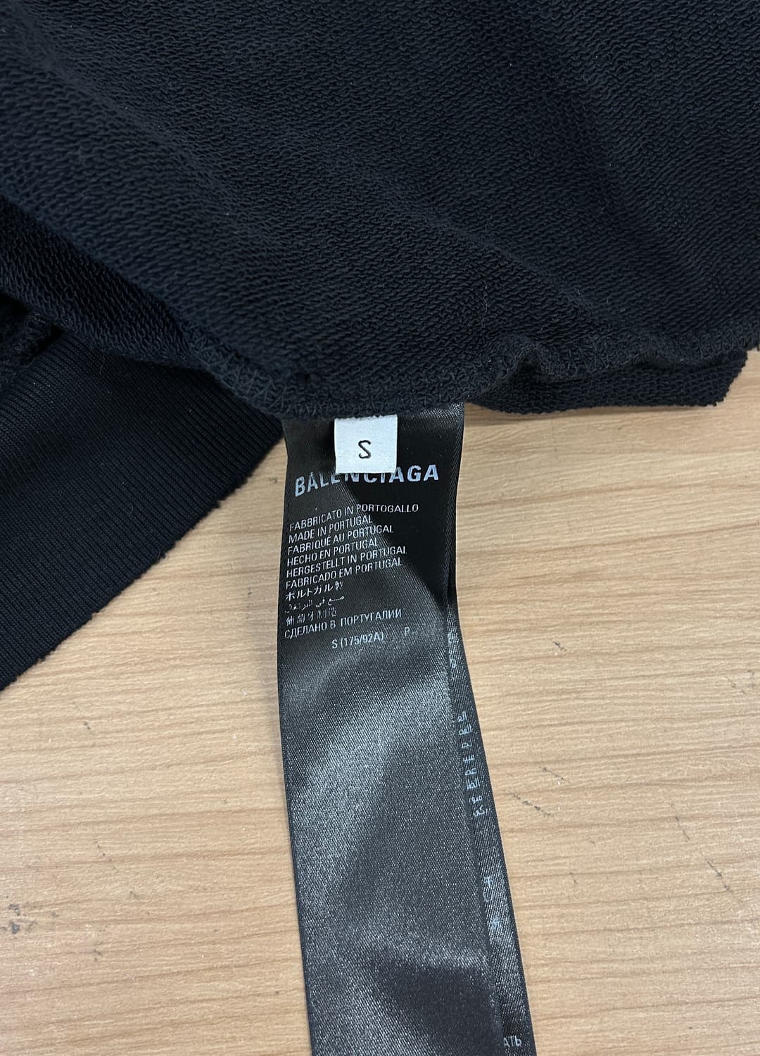 발렌시아가 개퍼 후드 집업 상품이미지10