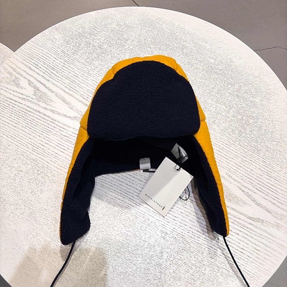 (정품/새상품) MACKINTOSH 매킨토시 공용 옐로우 트래퍼 햇 상품이미지3
