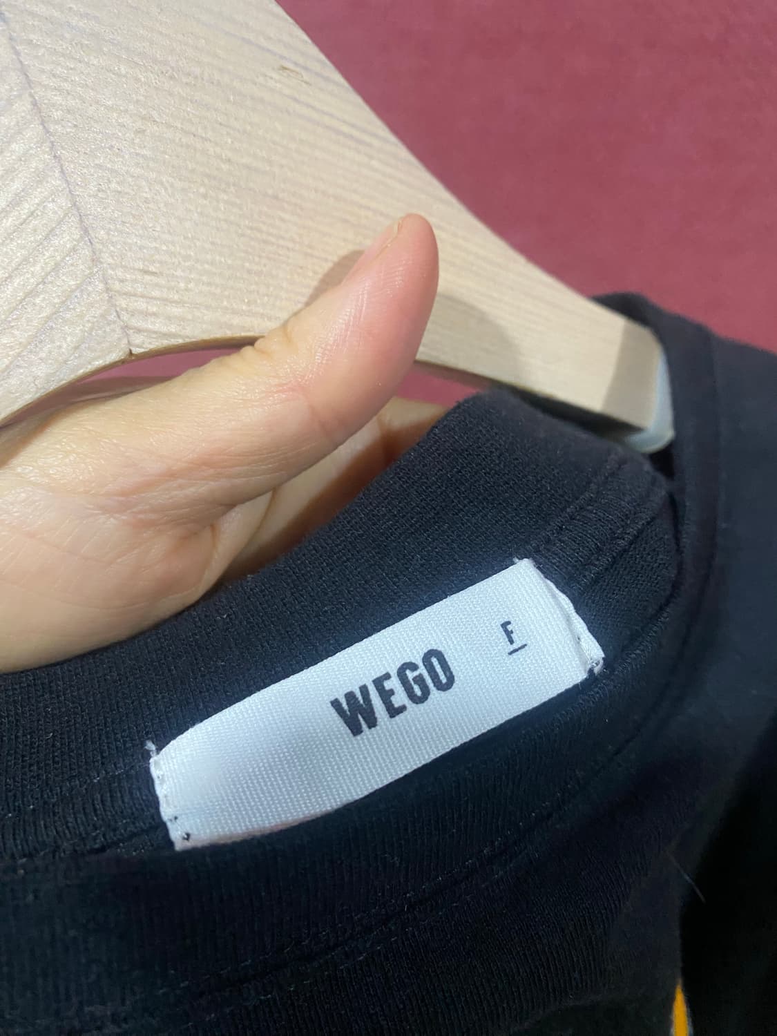 위고 블랙 크롭 맨투맨 티셔츠 F 상품이미지6