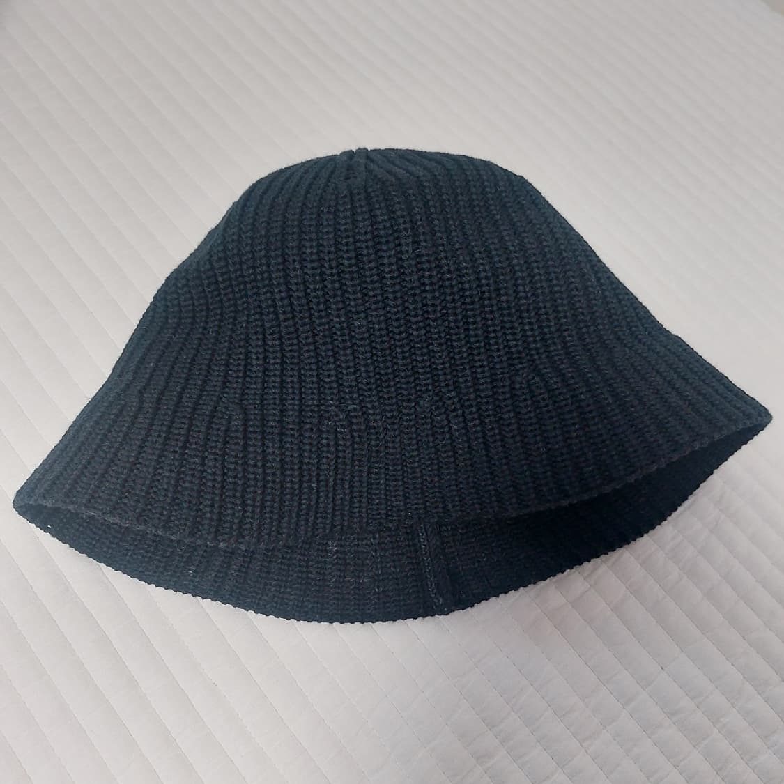 코스 니티드 버킷햇 블랙 상품이미지3