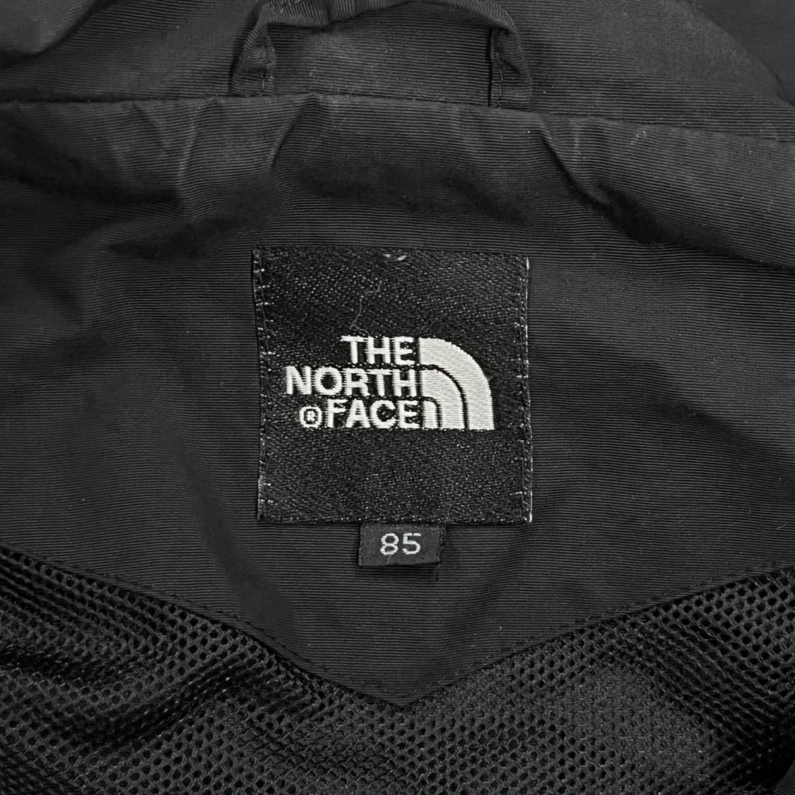 [정품/XS] 노스페이스 블랙 후드 바람막이 자켓 b10 상품이미지5