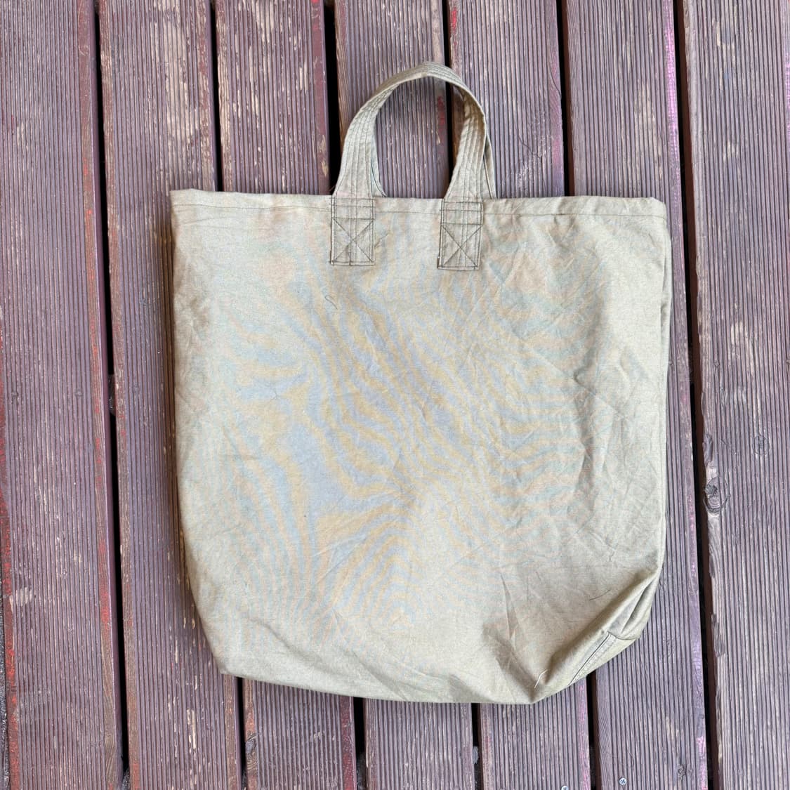 루니툰즈 로드러너 토트백 카키 상품이미지3