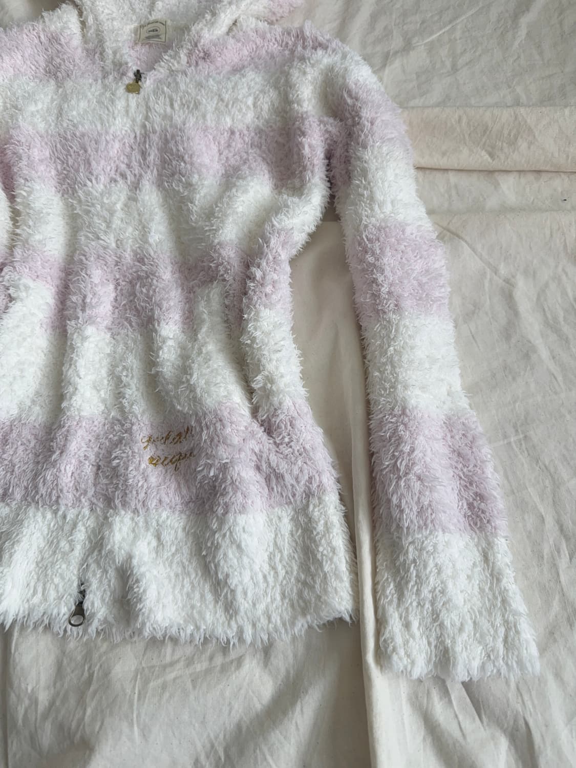 젤라또 피케 딸기우유 단가라 갸루 러블리 퍼 투웨이 후드집업 상품이미지3