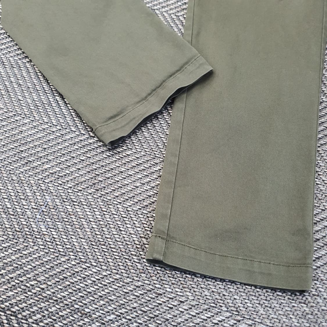 유니클로 스판 면바지 남자34 상품이미지5