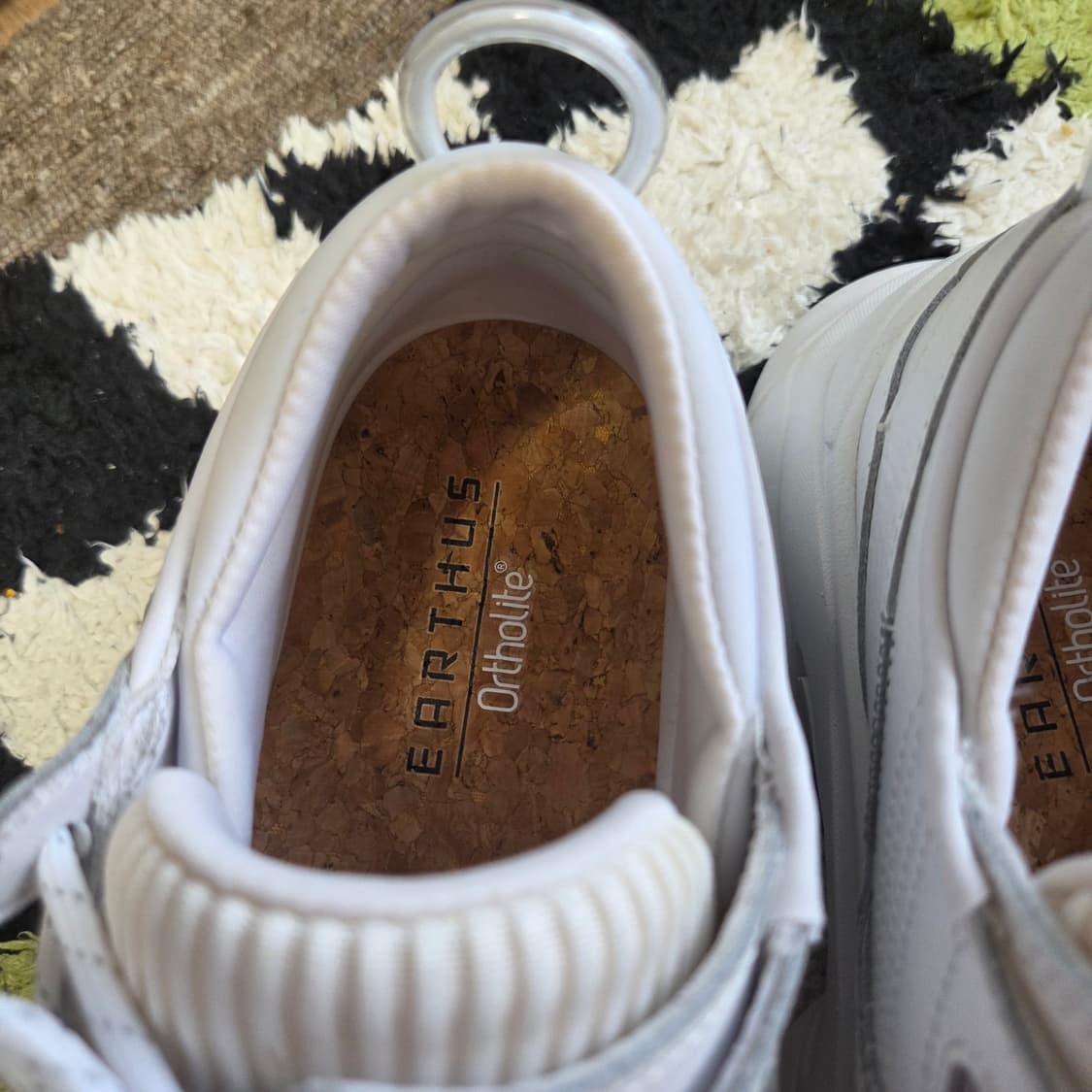 어더스 바트나 러너 화이트 상품이미지6