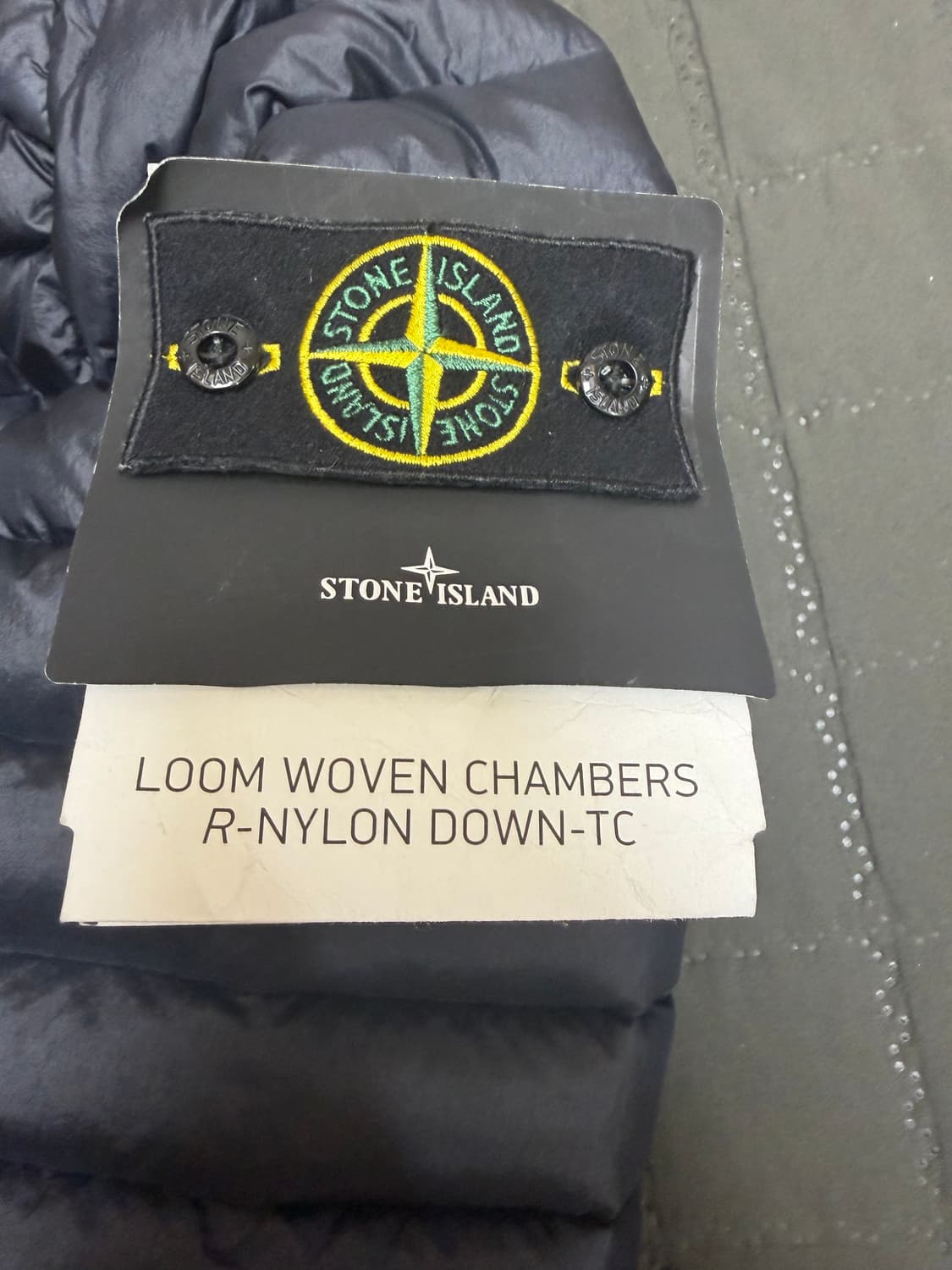 24fw 스톤아일랜드 룸우븐 XL 판매 상품이미지2