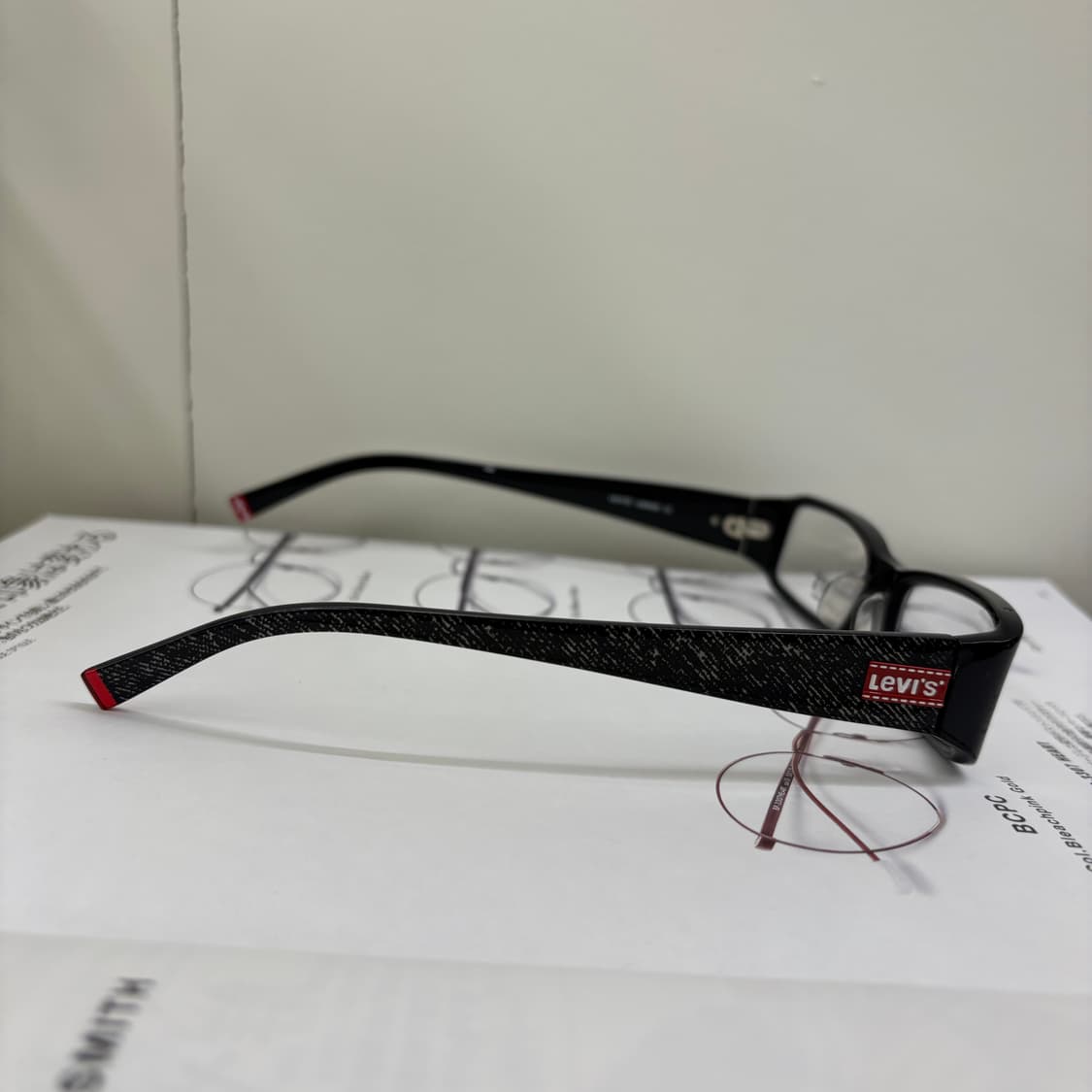 LEVI'S 블랙 빈티지 뿔테 상품이미지3