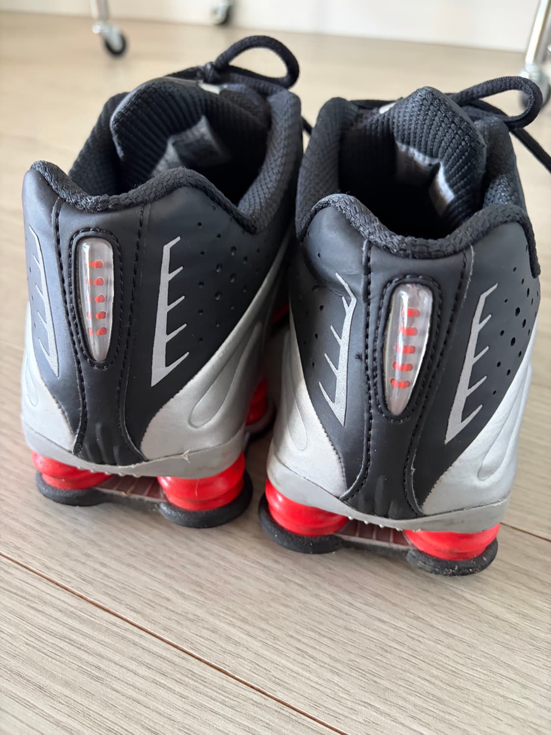 나이키샥스 r4 상품이미지4