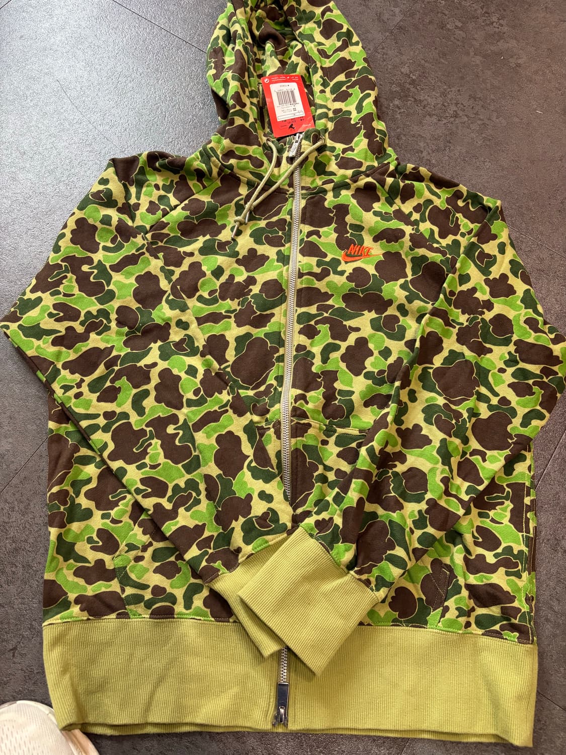 나이키 아트모스 덕카모 후드 상품이미지1