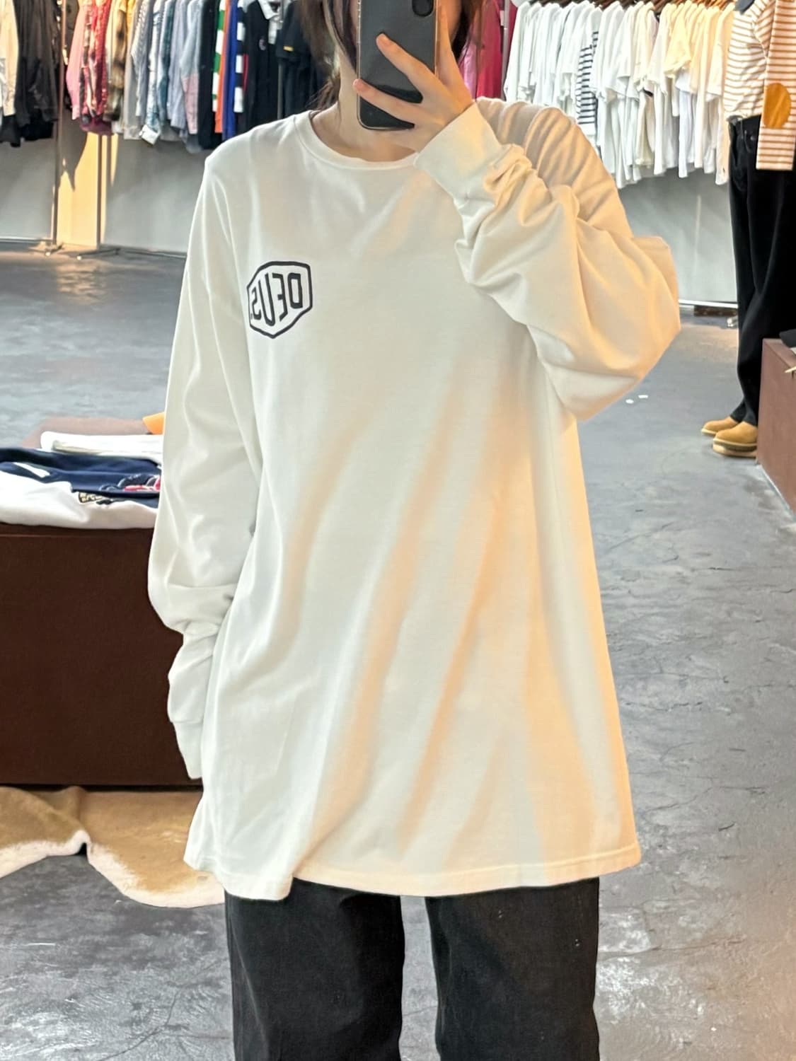 데우스 빅로고 롱슬리브 티셔츠 상품이미지1