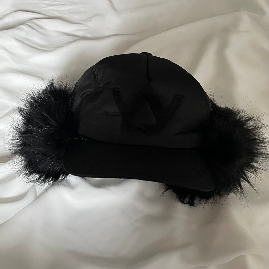 오픈 Yy 포우 퍼 이어플랩 캡 블랙 (에스파 닝닝 착용) 상품이미지5