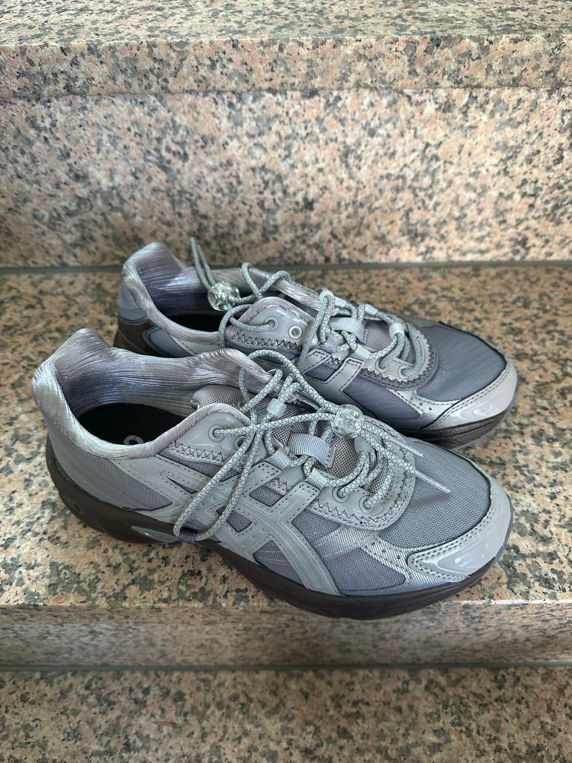 아식스 X 아트모스 X OJOS 콜라보 신발 240 상품이미지1