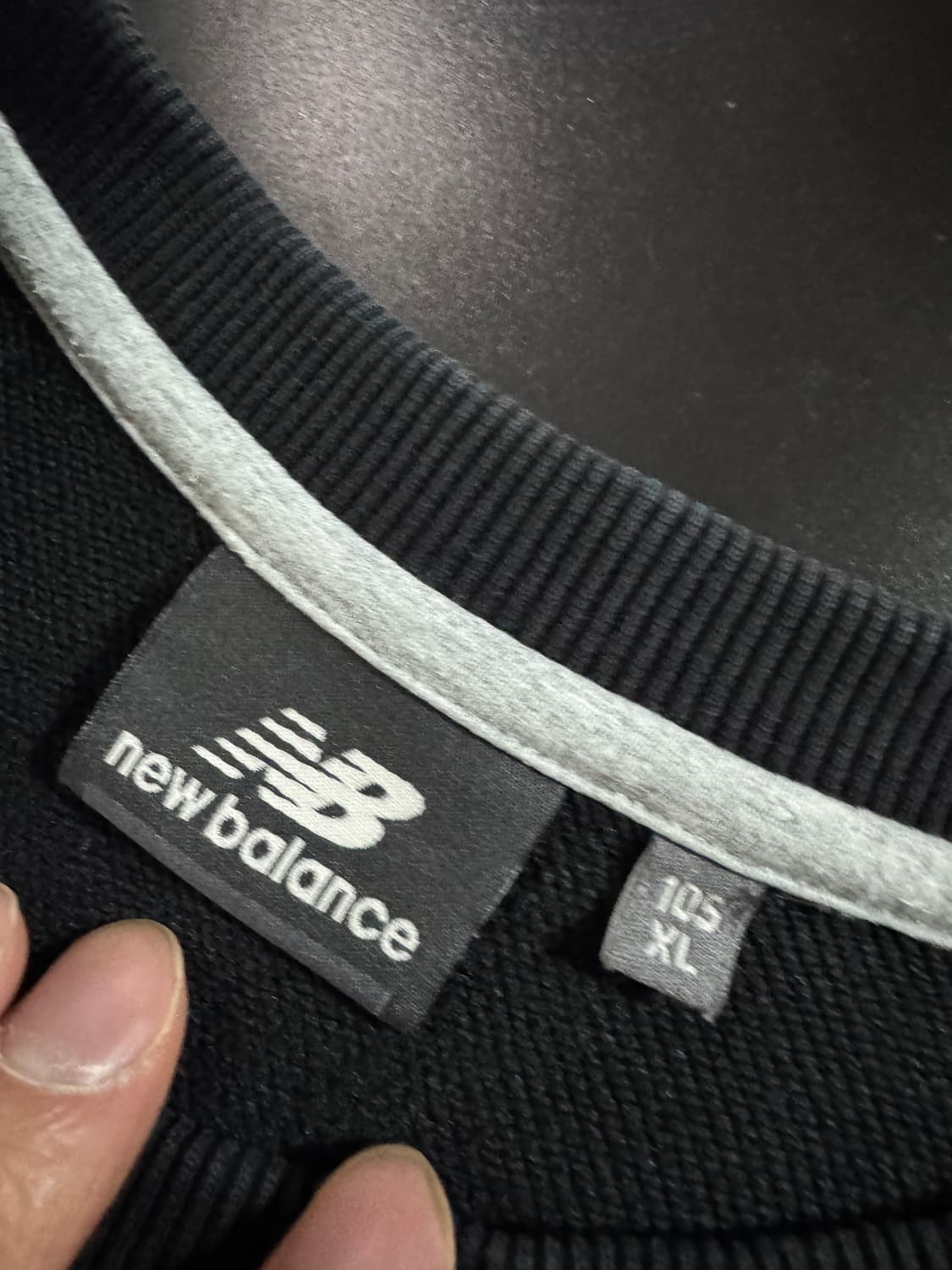 뉴발란스 빅 로고 트레이닝 스웻 맨투맨 XL 블랙 상품이미지3