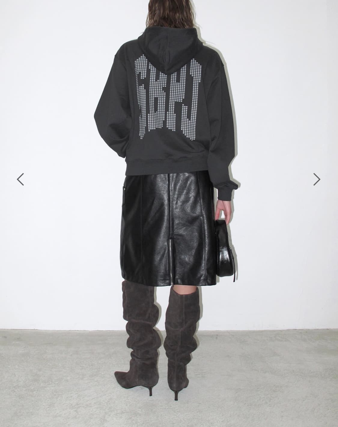 썬번프로젝트 후드티 상품이미지3