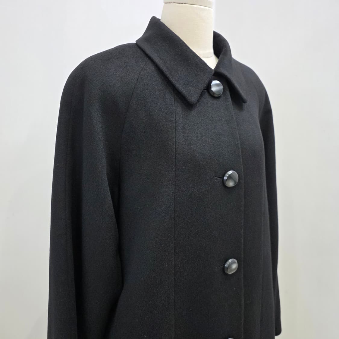 퓨어 캐시미어 100% 래글런 블랙 롱코트 상품이미지6