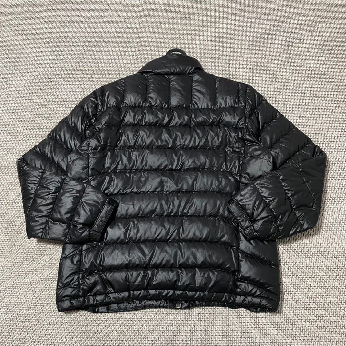 헤지스 구스다운. 유광 경량패딩. 5994 상품이미지3