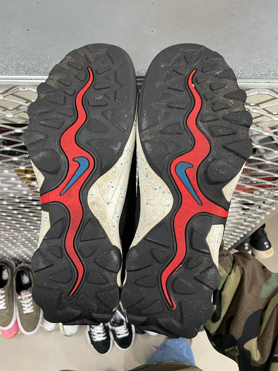 나이키 ACG 블랙 하바네로 레드 300 상품이미지6