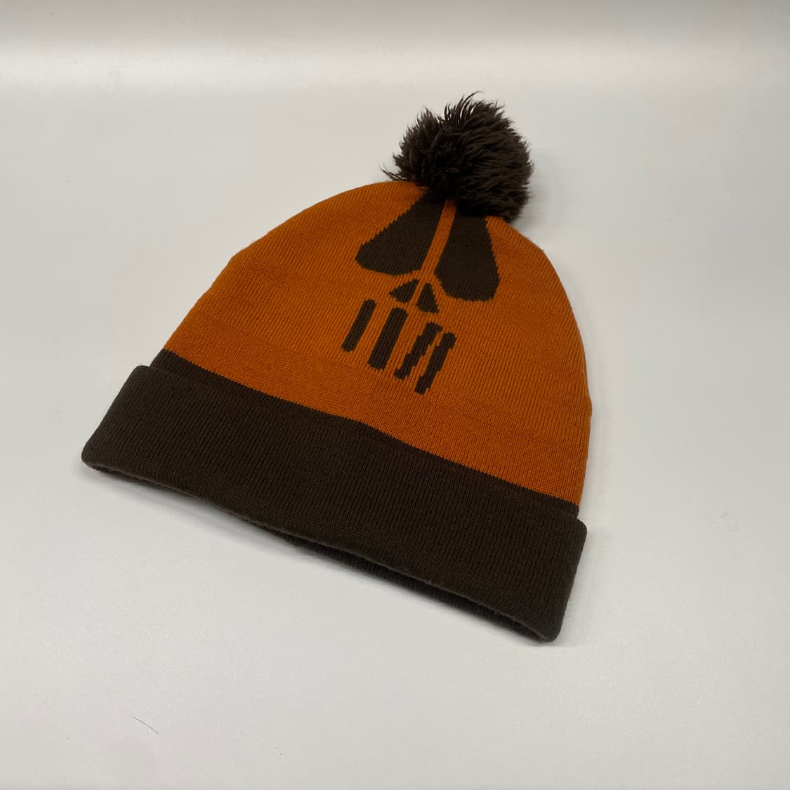 스투시 스컬 폼폼비니 상품이미지1