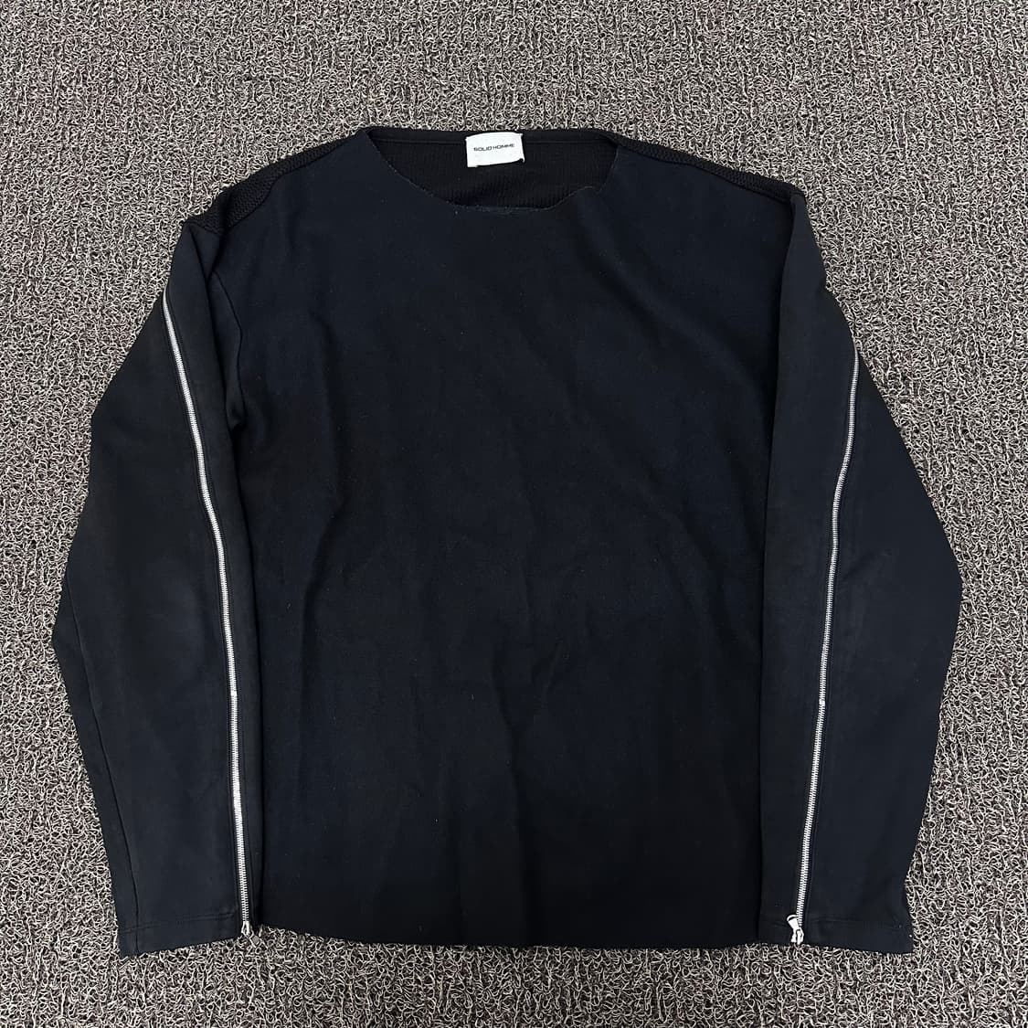 솔리드옴므 지퍼 포인트 맨투맨 블랙 105(XL) 상품이미지1