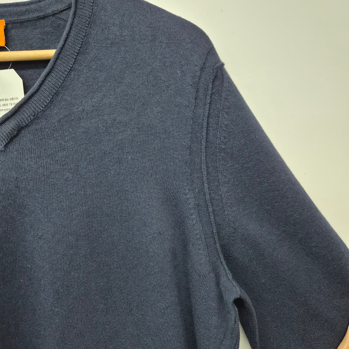 휴고보스 V넥 니트 네이비 남성 XL 상품이미지5
