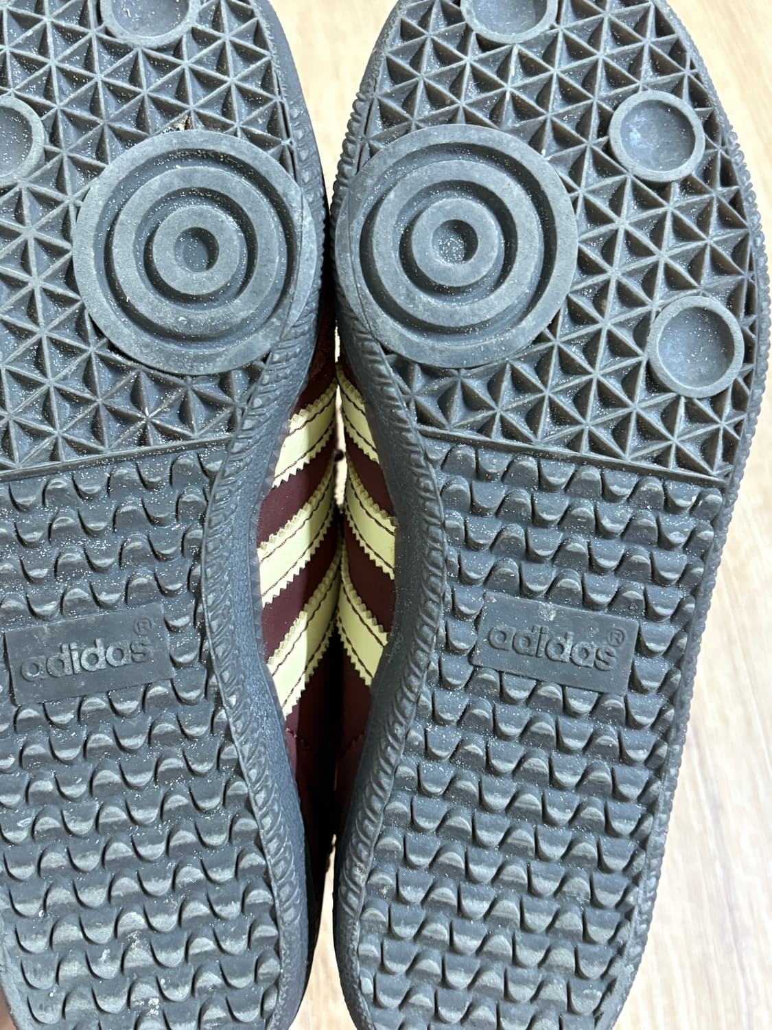 아다다스 웨일즈보너 샌디베이지 235 상품이미지3