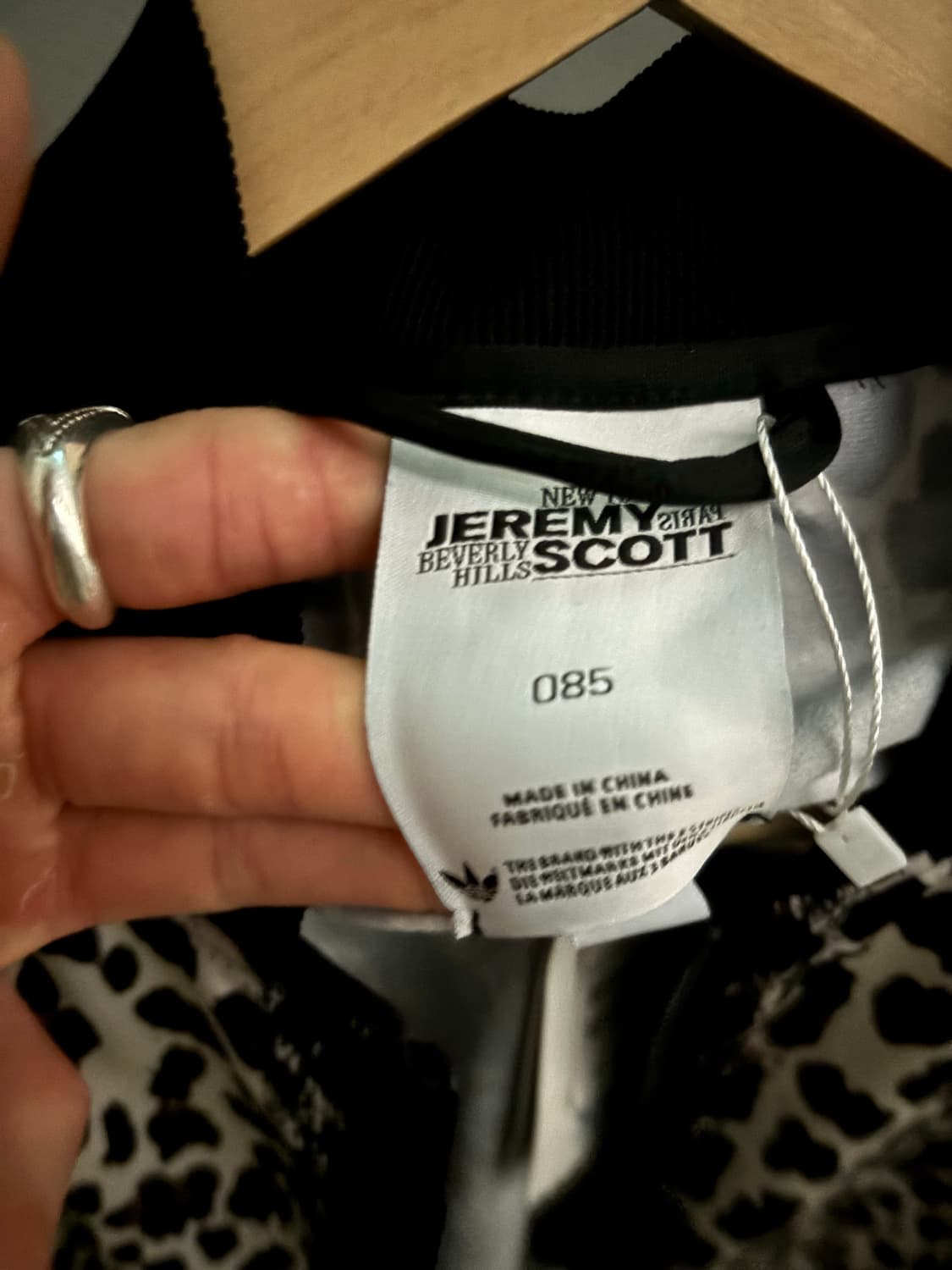 (새상품) Adidas x Jeremy Scott Y2K 레오파드 트랙탑 상품이미지9