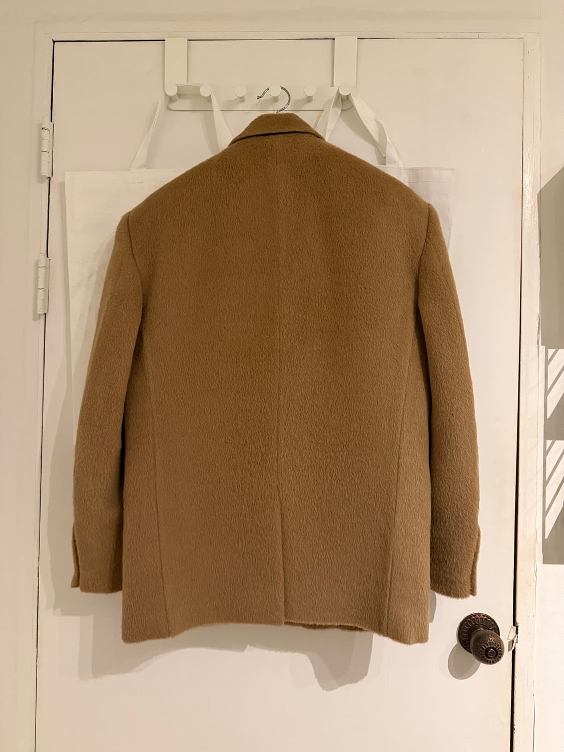 렉토 오버사이즈드 라마울 패디드자켓 M 상품이미지2