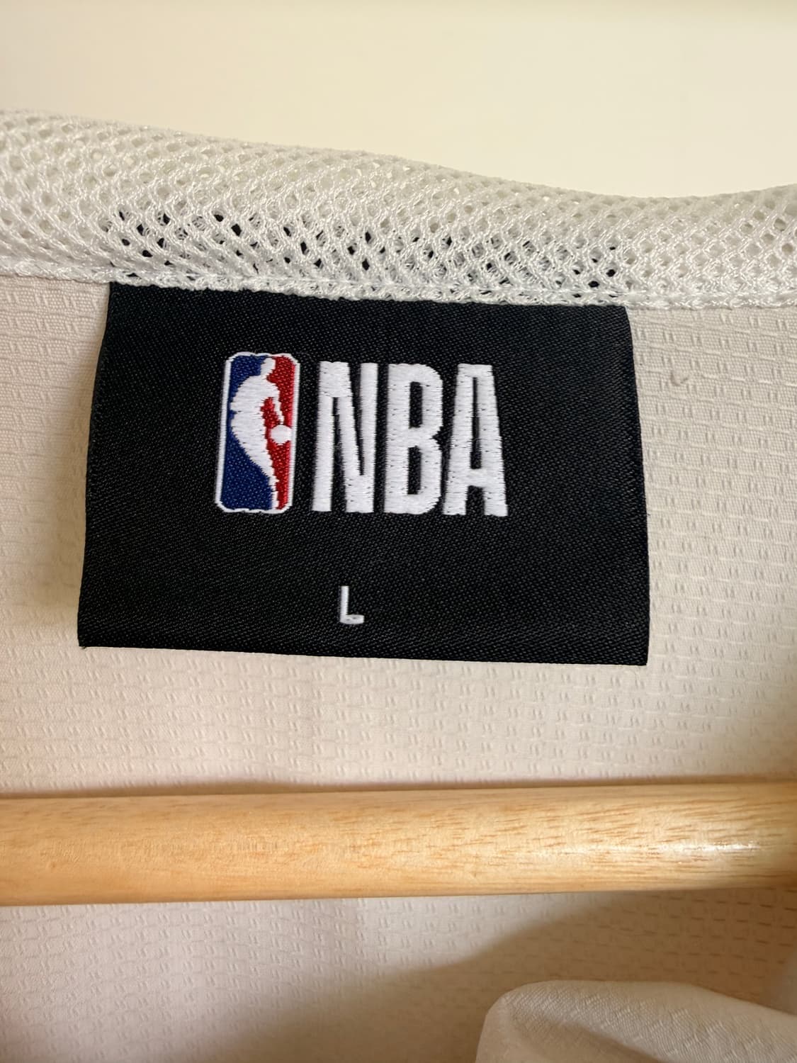 NBA 토론토 랩터스 컬러 블록 아노락 자켓 상품이미지3