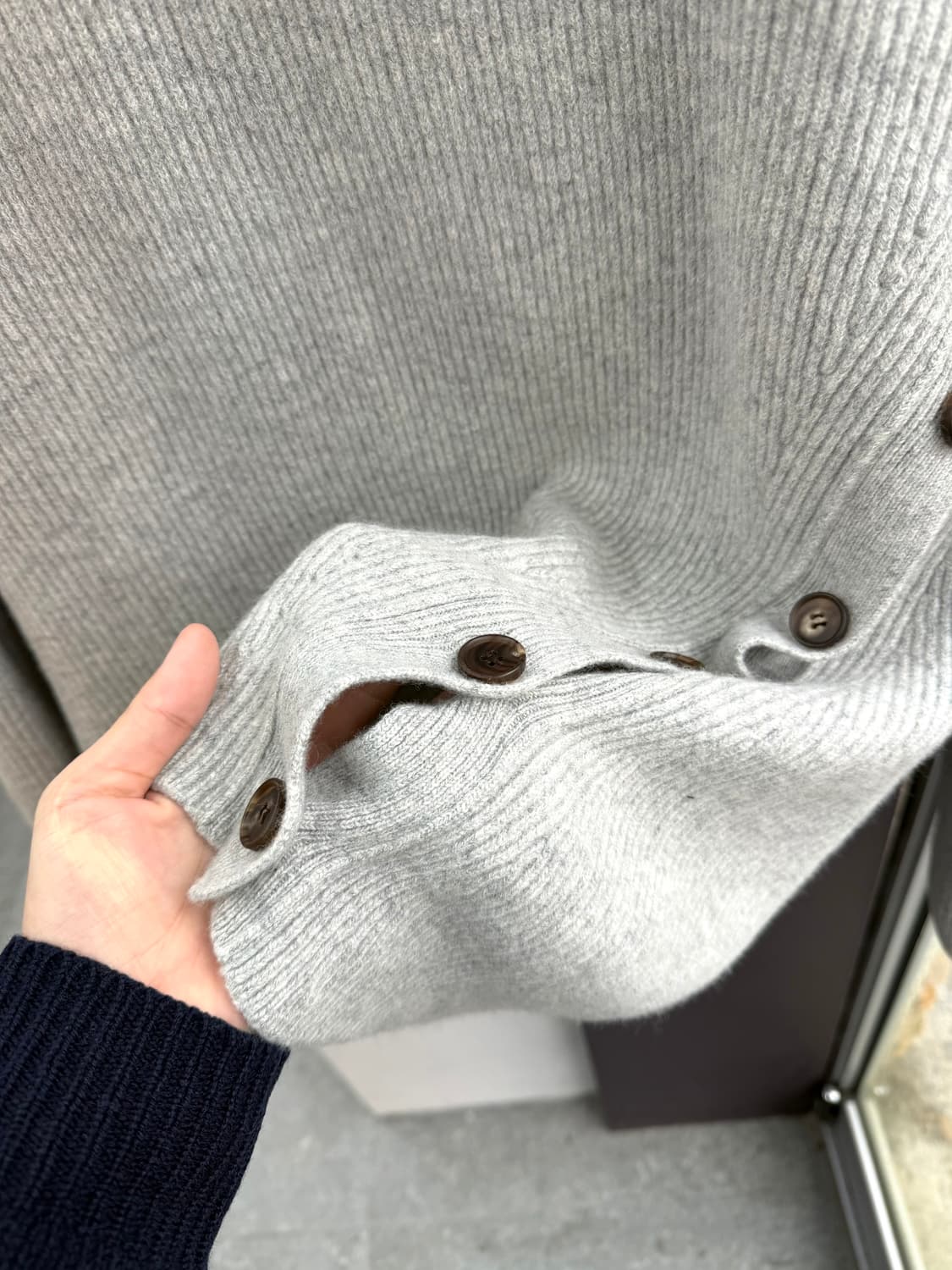 .100/ 시스템옴므 20FW 캐시미어 블랜딩 버튼 니트 상품이미지6