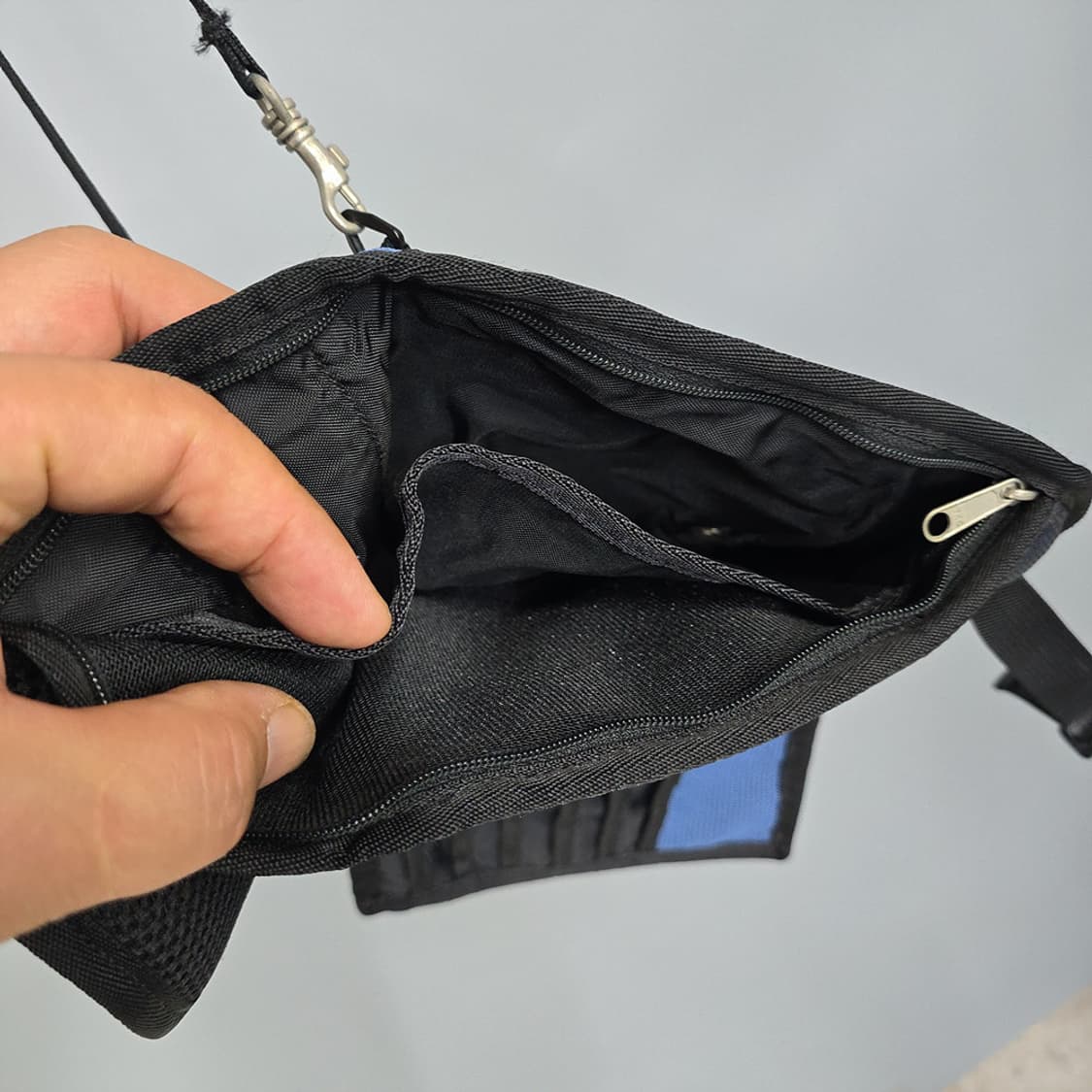 노스페이스 미니 크로스백 블루 상품이미지6