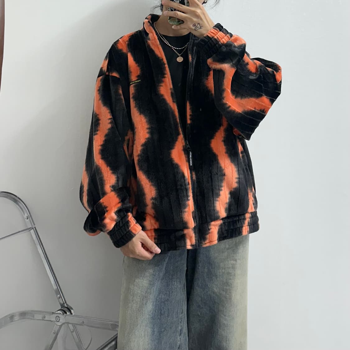 YESEYESEE 예스아이씨 벨루어 집업 자켓 상품이미지2