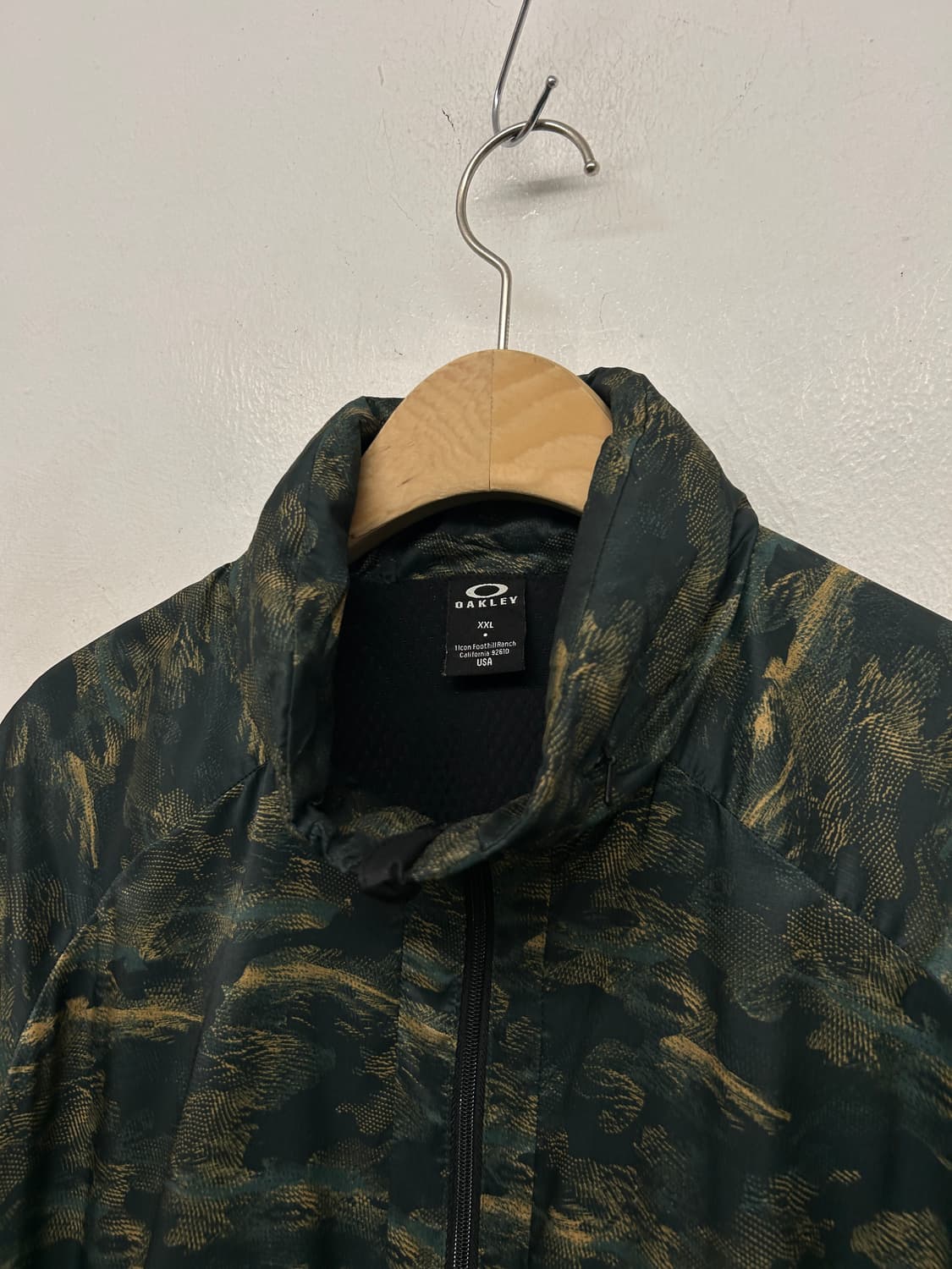 오클리 카모 바람막이 자켓 상품이미지3