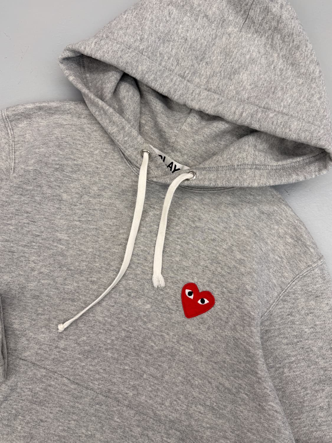 꼼데가르송 레드 하트와펜 스웻 후드 상품이미지4