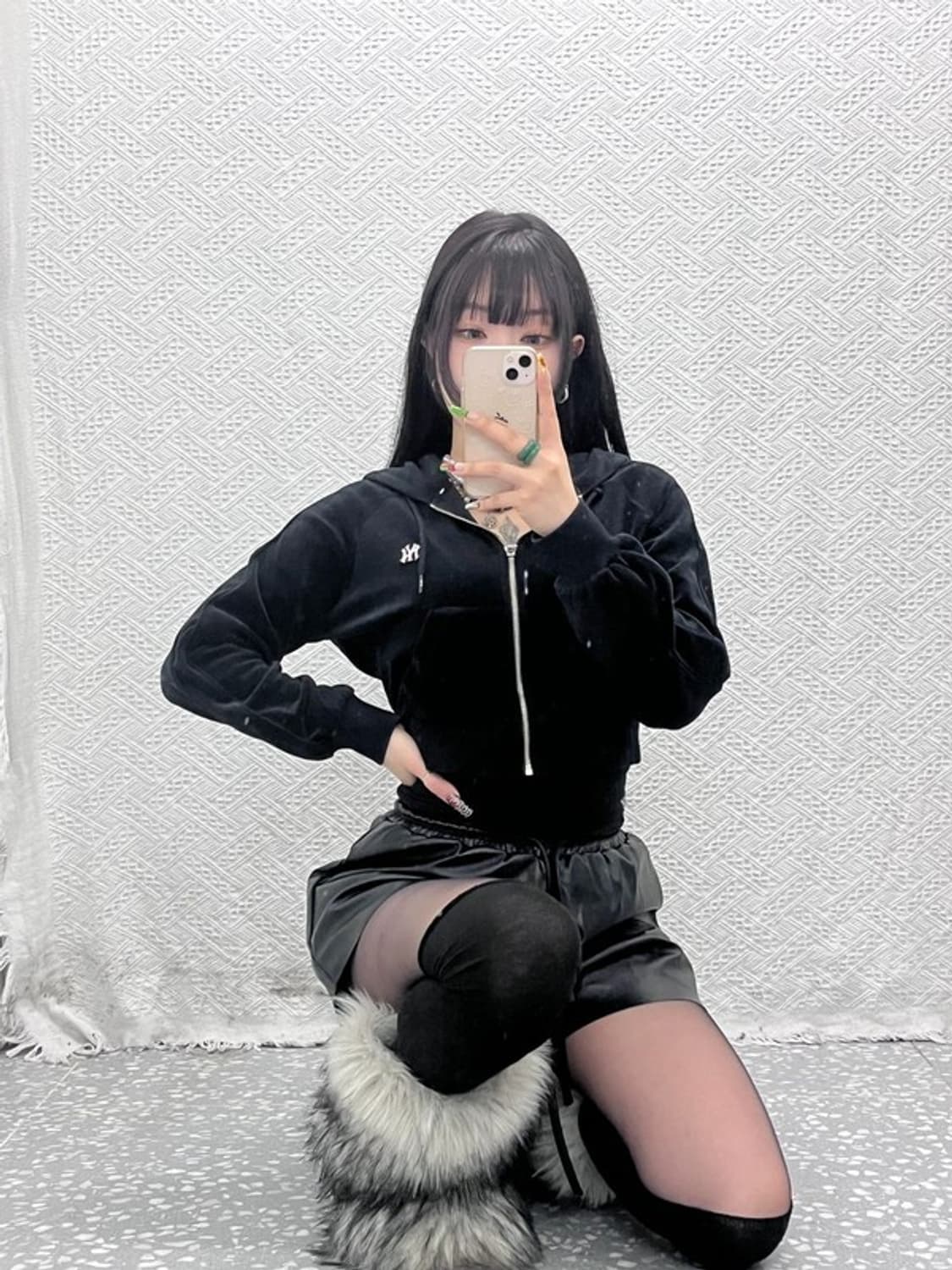 MLB 뉴욕양키스 스트릿 힙합 벨벳 크롭 후드집업 95 C09471 상품이미지2