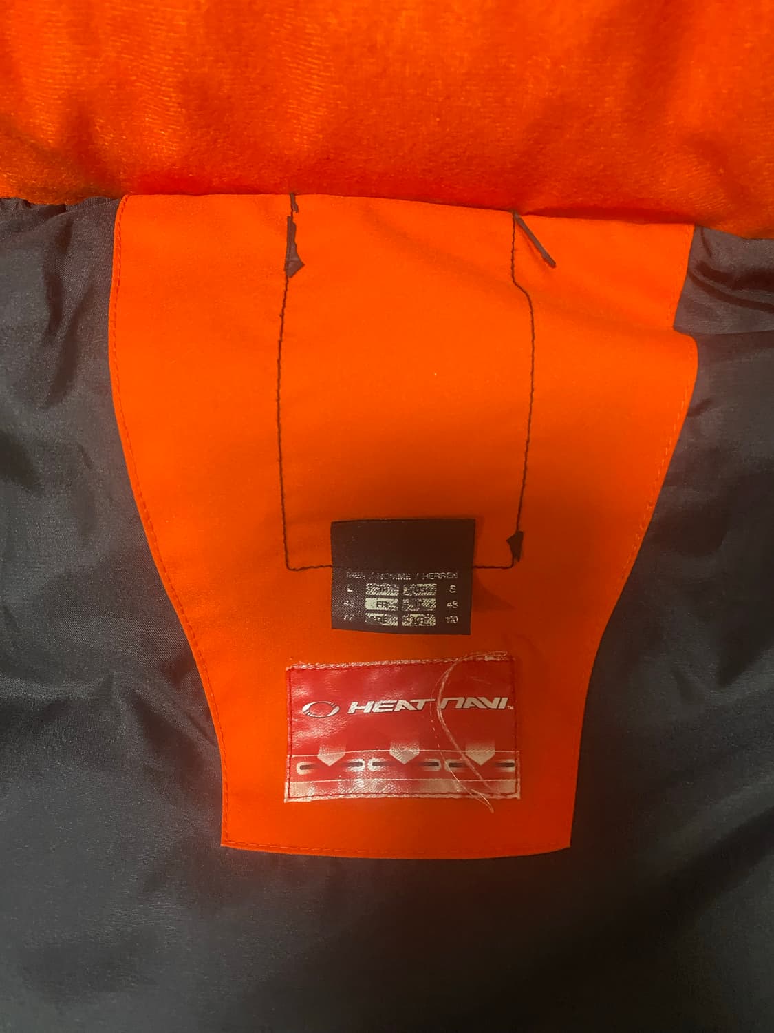 데상트 아우디 스키팀 패딩조끼 상품이미지5