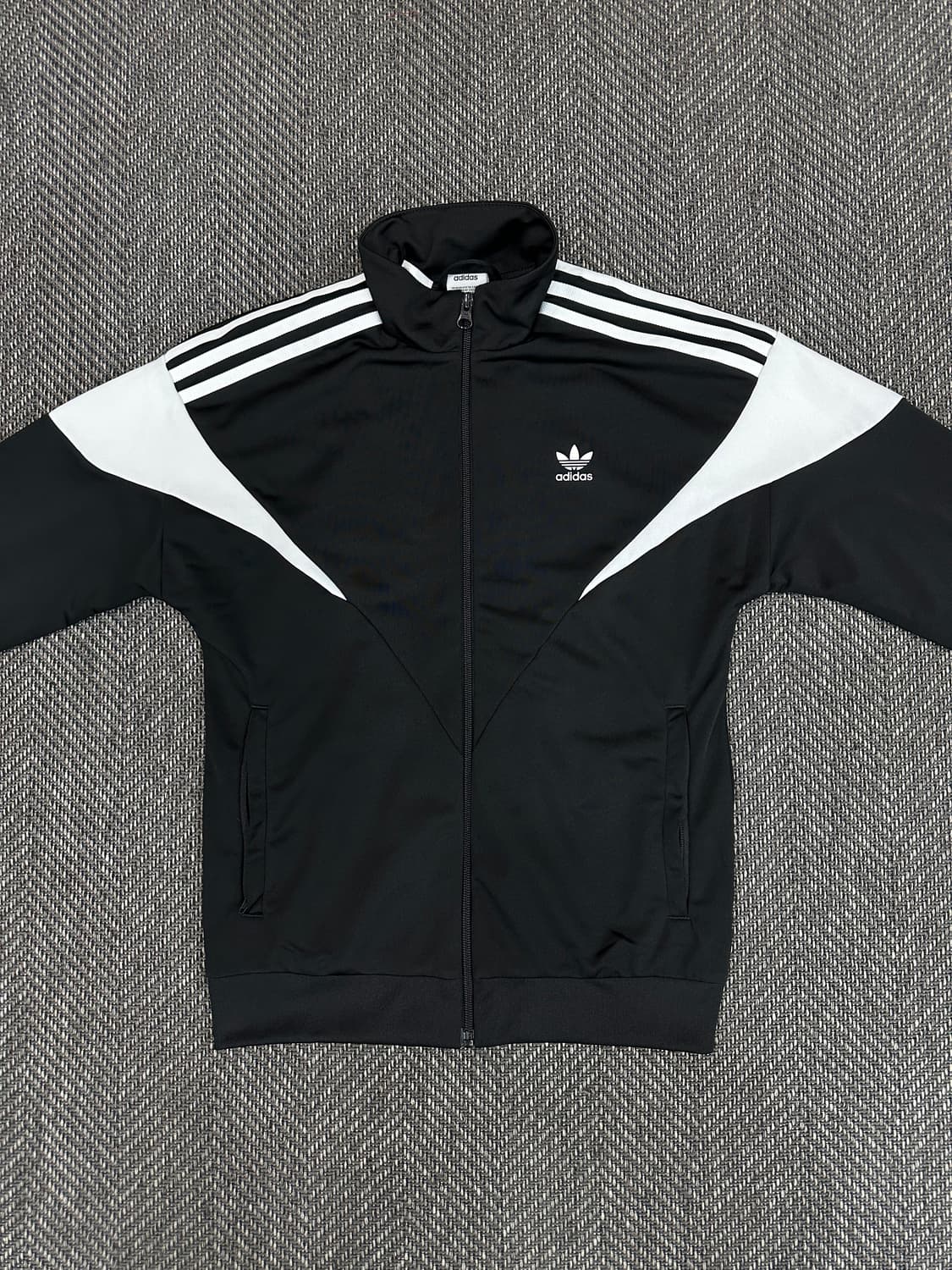 아디다스 리카이브 트랙 져지 상품이미지2