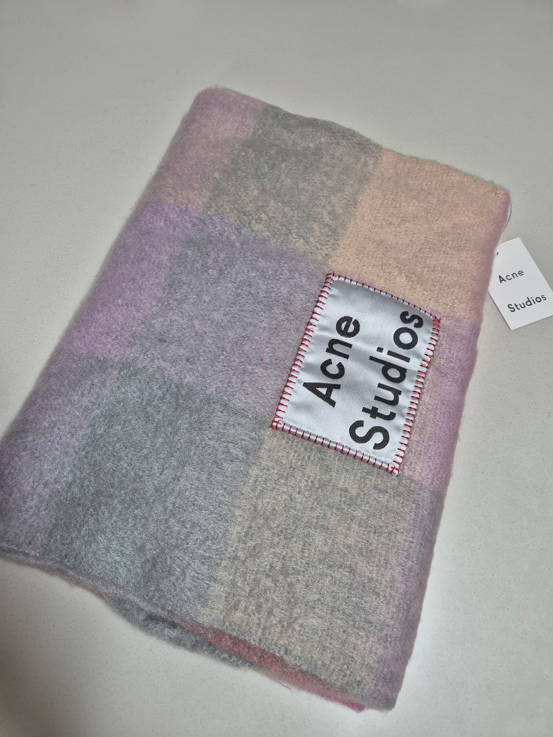 아크네 스튜디오 분홍 머플러 (새상품)  상품이미지1