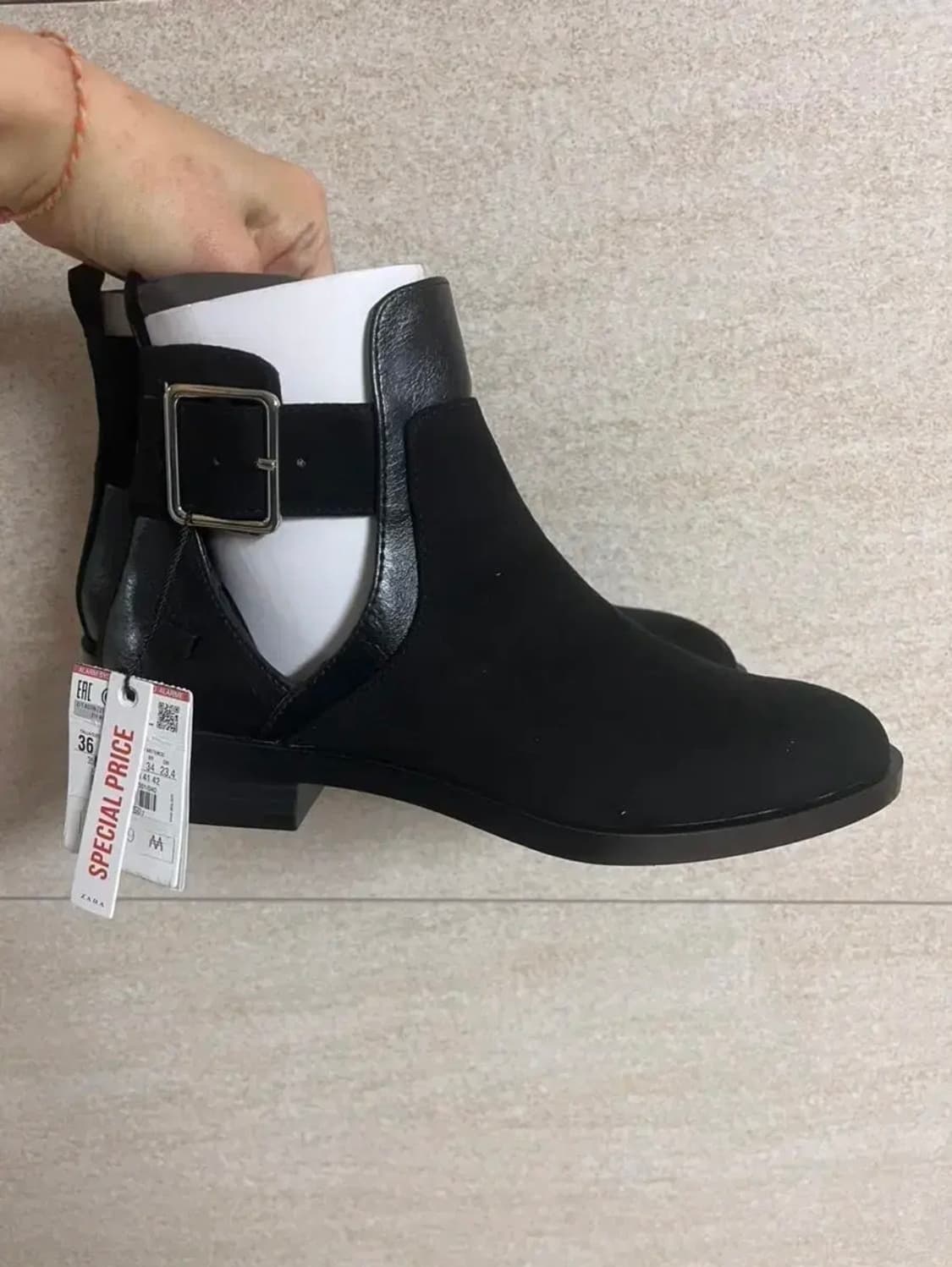 [ZARA] 버클 앵클 부츠 (착샷) 상품이미지1