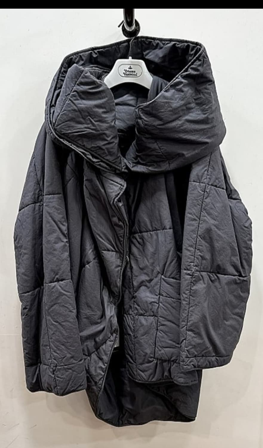 비비안웨스트우드 언발패딩 상품이미지1