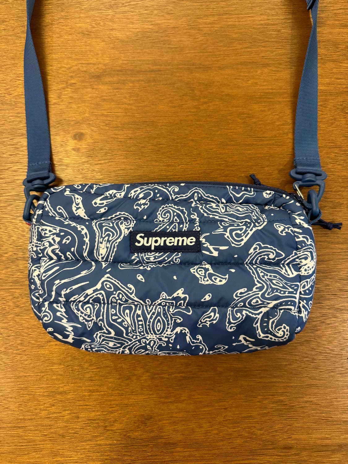 [OS] 슈프림 푸퍼 사이드백 블루 페이즐리  상품이미지4