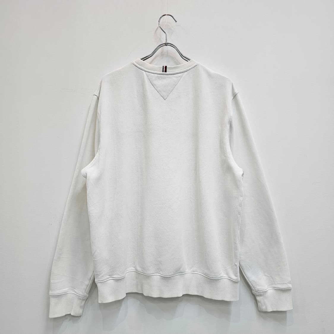 타미힐피거 화이트 맨투맨 기모 스웻셔츠 상품이미지6