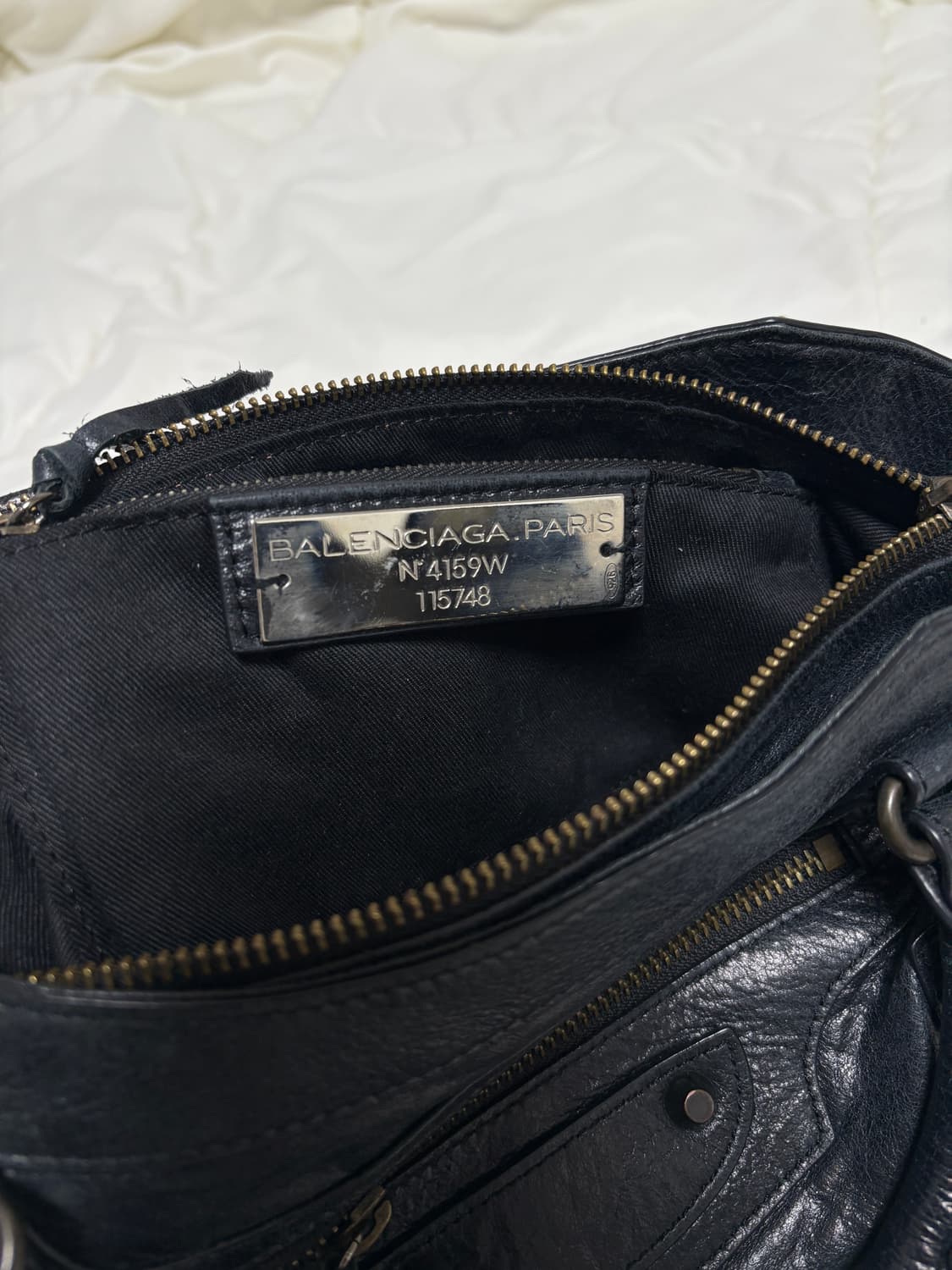 상태A/키티증정)발렌시아가 르시티 퍼스트백 블랙 상품이미지9