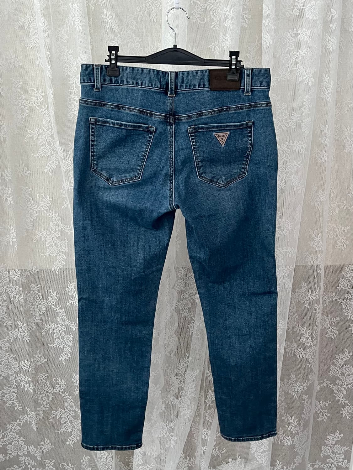 32) 게스 GUESS 슬림핏 데님 중청 상품이미지2