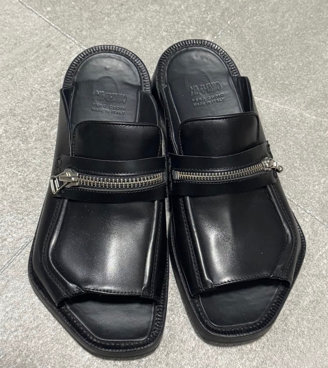 마리아노 몬스터 더비 슬리퍼 39사이즈(250) 상품이미지1