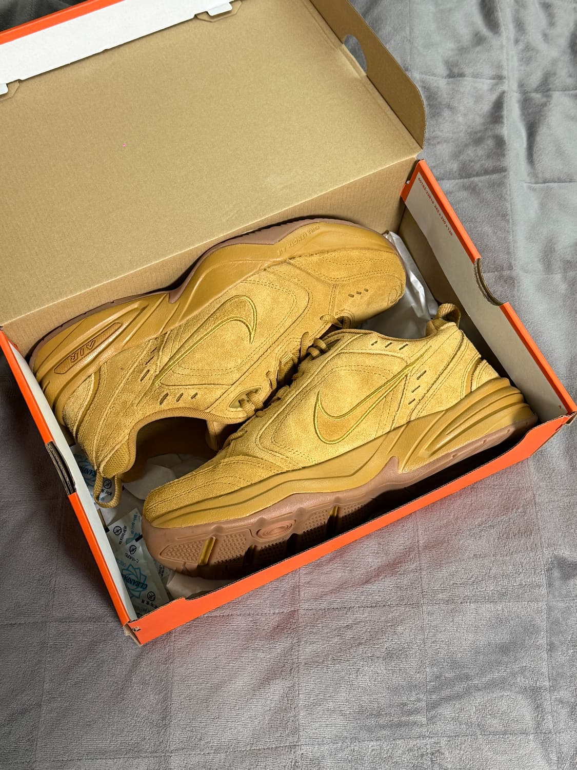 나이키 에어 모나크 SE 상품이미지1